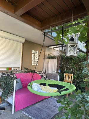 Sofa zum kuscheln und Nestschaukel Sofa zum kuscheln und Nestschaukel