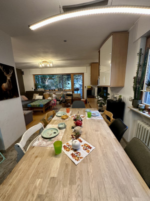 Blick zum Spiel und Kuschelbereich Blick zum Spiel und Kuschelbereich